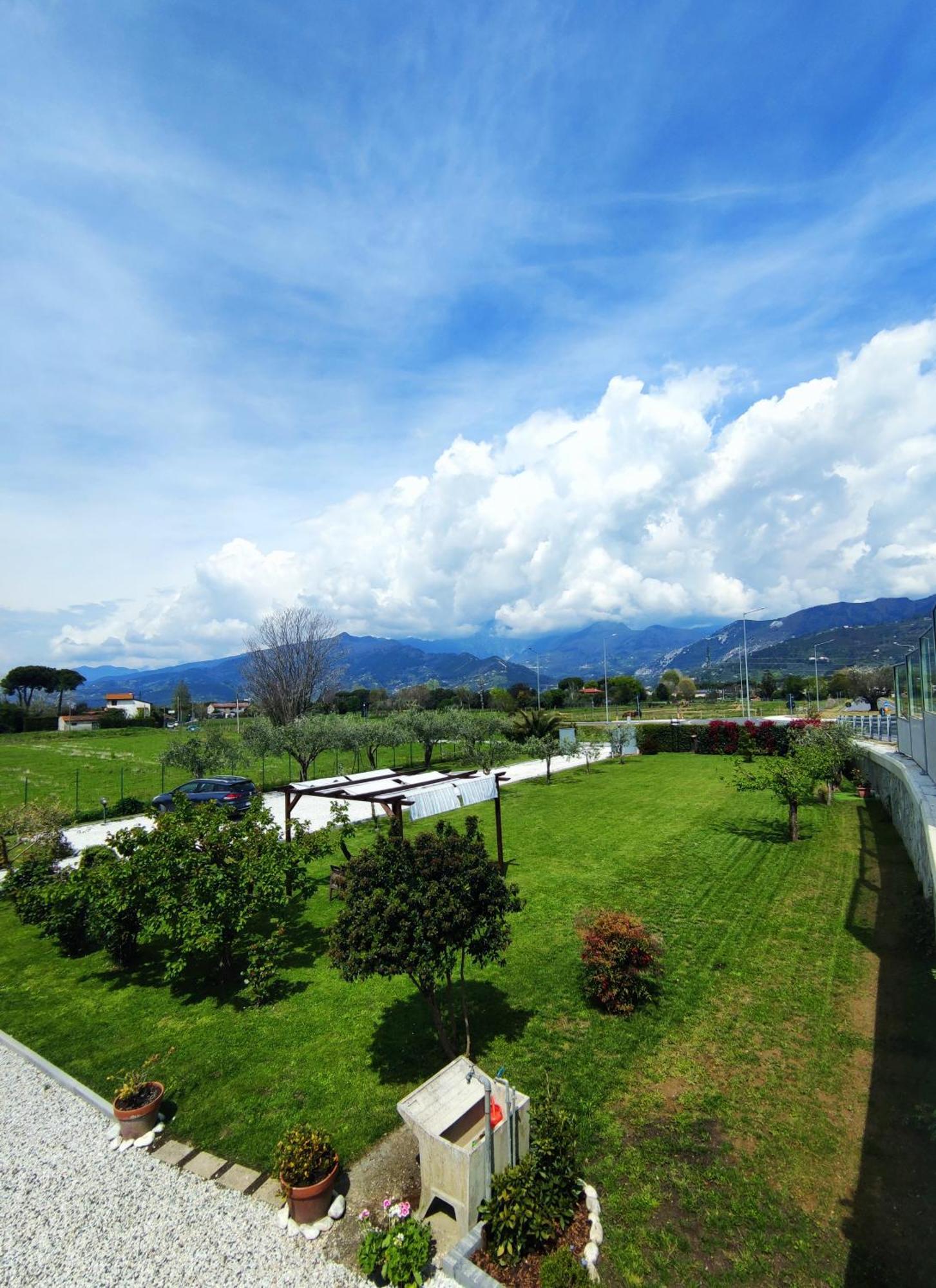 La Bugneta Bed & Breakfast ปิเอตราซานตา ภายนอก รูปภาพ